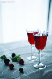 水為舟，脂為岸 科學飲水時間表，助力健康減重之旅